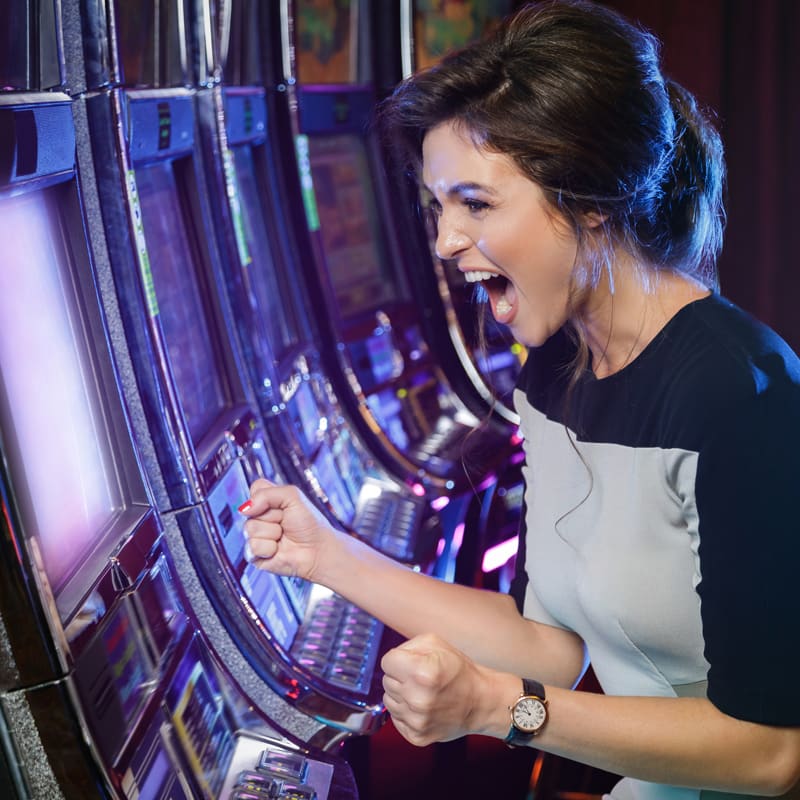 chinook winds casino slot machine list